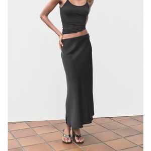 Zara Elegant Black Maxi Skirt
